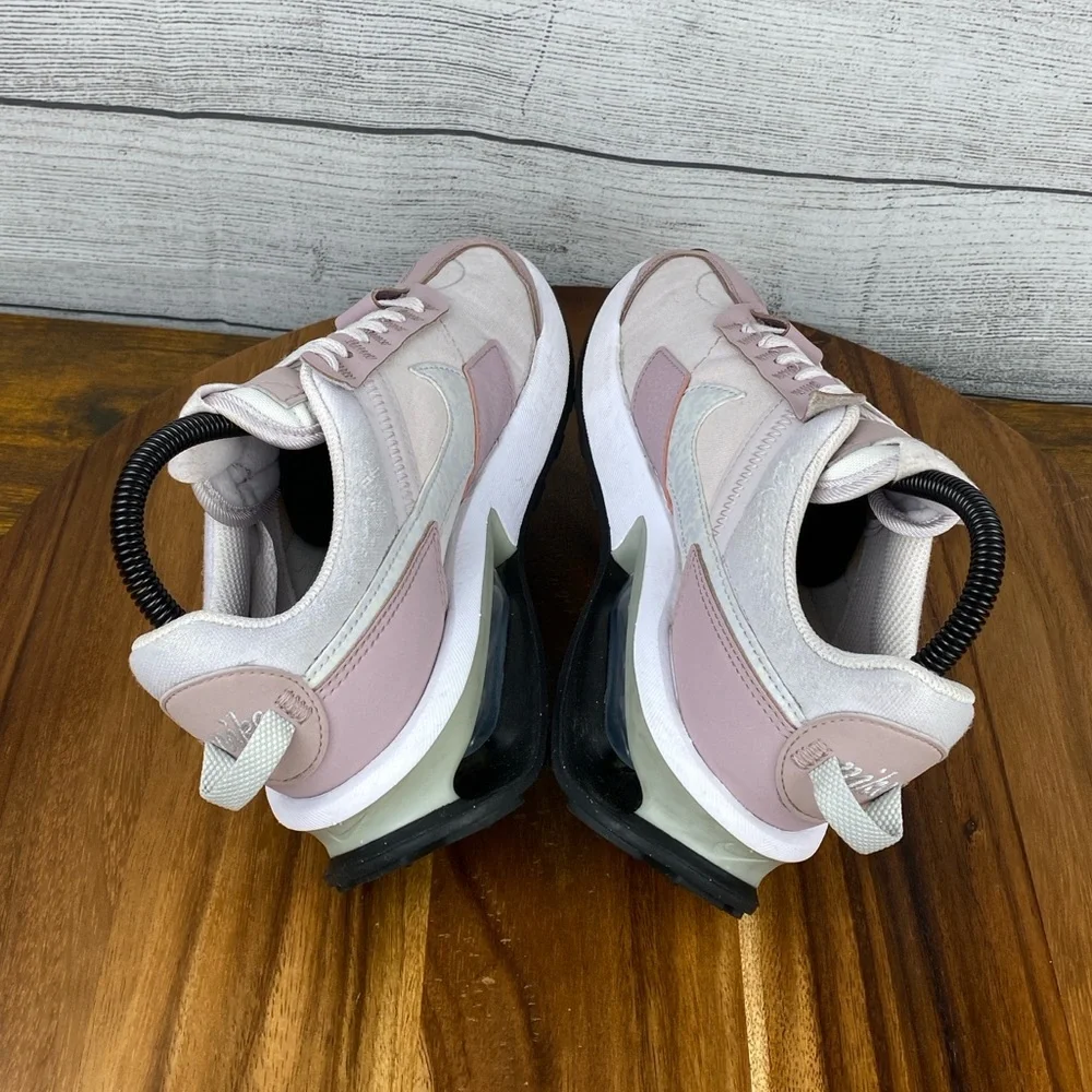 Nike Air Max Pre-Day Venice Plum Purple Fog Shoes DJ5407-500 Women’s Size 6.5